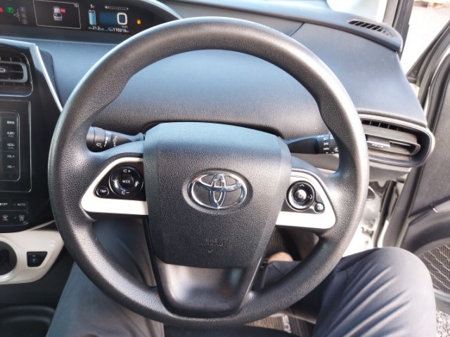 Image of 2016 Toyota PRIUS-51